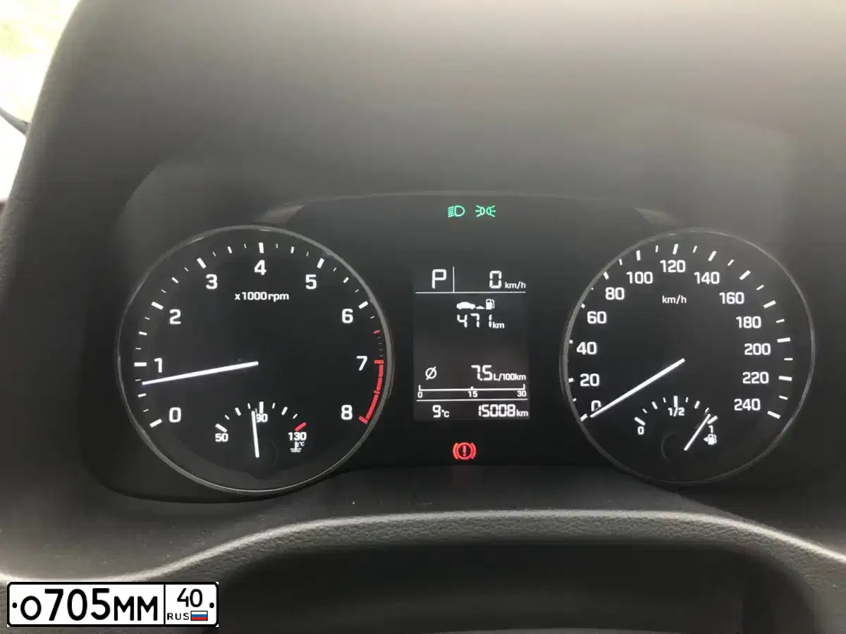Фото автомобиля HYUNDAI ELANTRA, 2017 — госномер О705ММ40