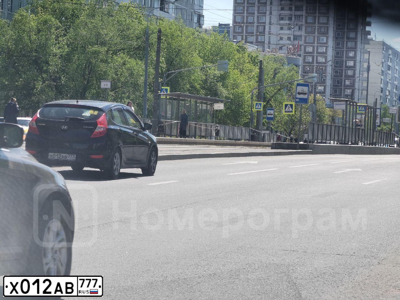 Фото автомобиля HYUNDAI SOLARIS, 2013 — госномер М443УМ82. Цвет: ЧЕРНЫЙ