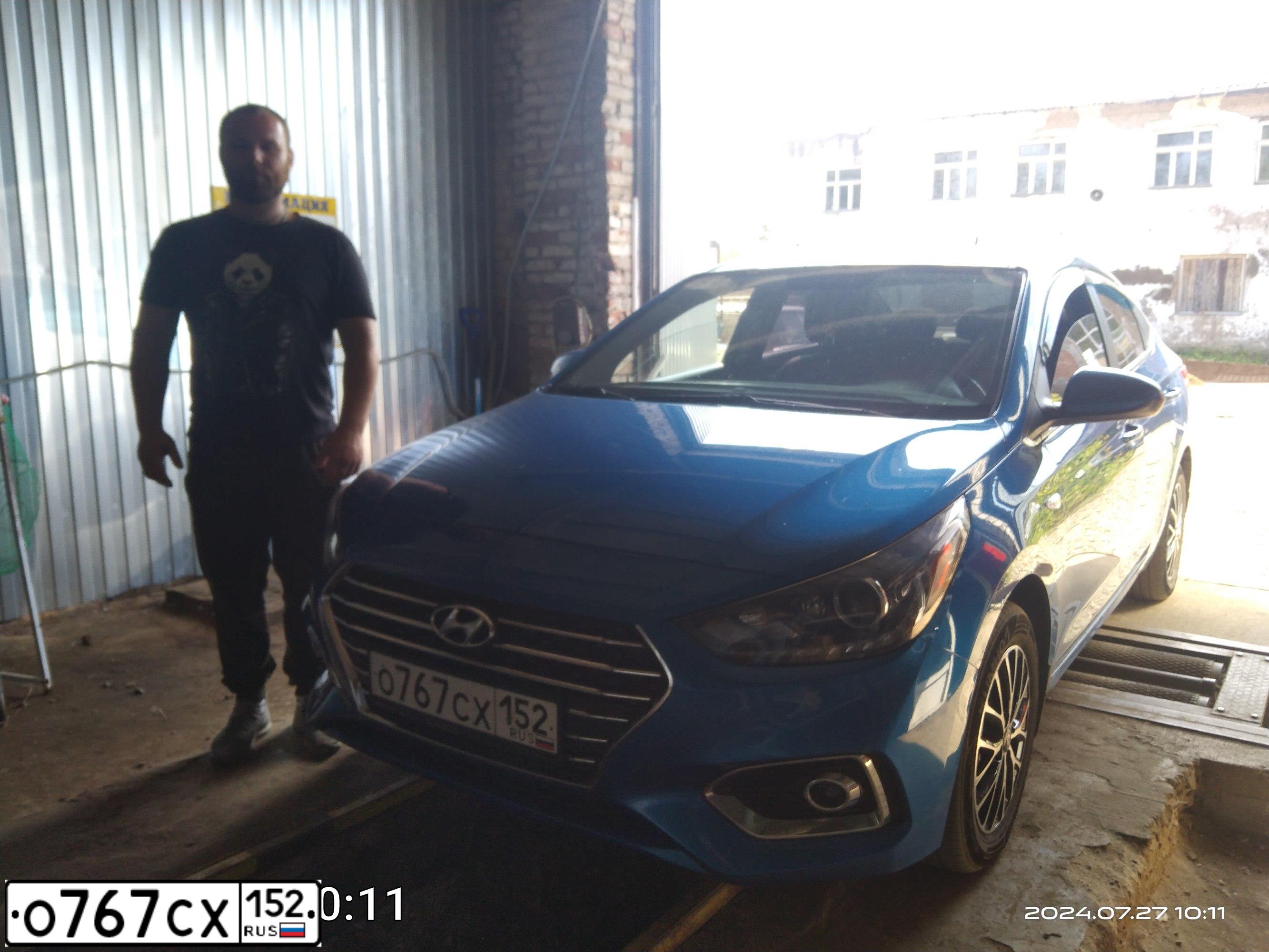 Фото автомобиля HYUNDAI SOLARIS, 2017 — госномер О767СХ152. Цвет: СИНИЙ