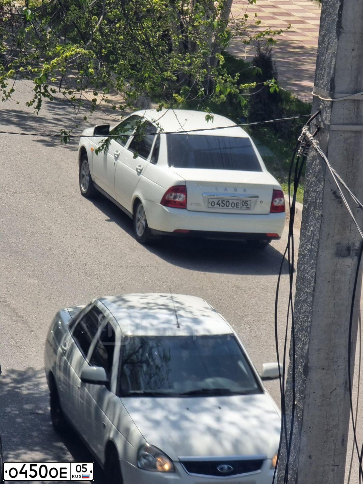 Фото автомобиля LADA 2170 PRIORA, 2017 — госномер Н500КВ05. Цвет: БЕЛЫЙ