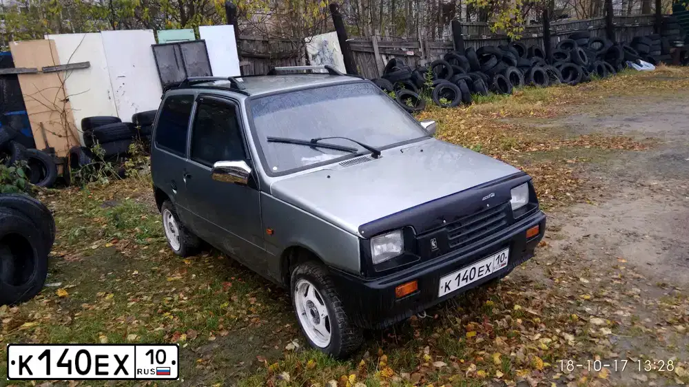 Фото автомобиля LADA OKA, 2004 — госномер Н828КН10. Цвет: ВАЛЮТА МЕТАЛЛИК