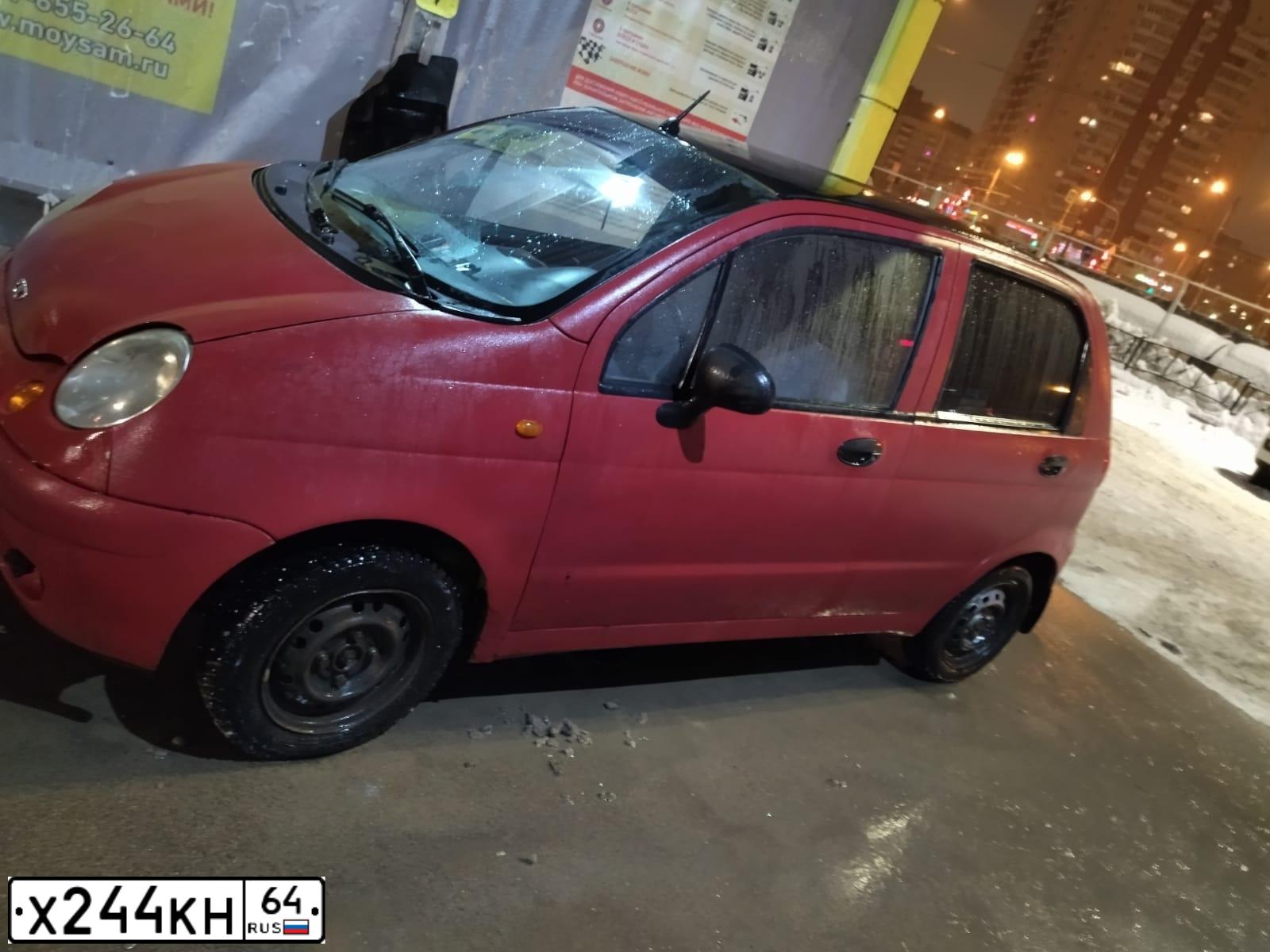 Фото автомобиля LADA 2170 PRIORA, 2008 — госномер Р162АО64. Цвет: ЧЕРНЫЙ