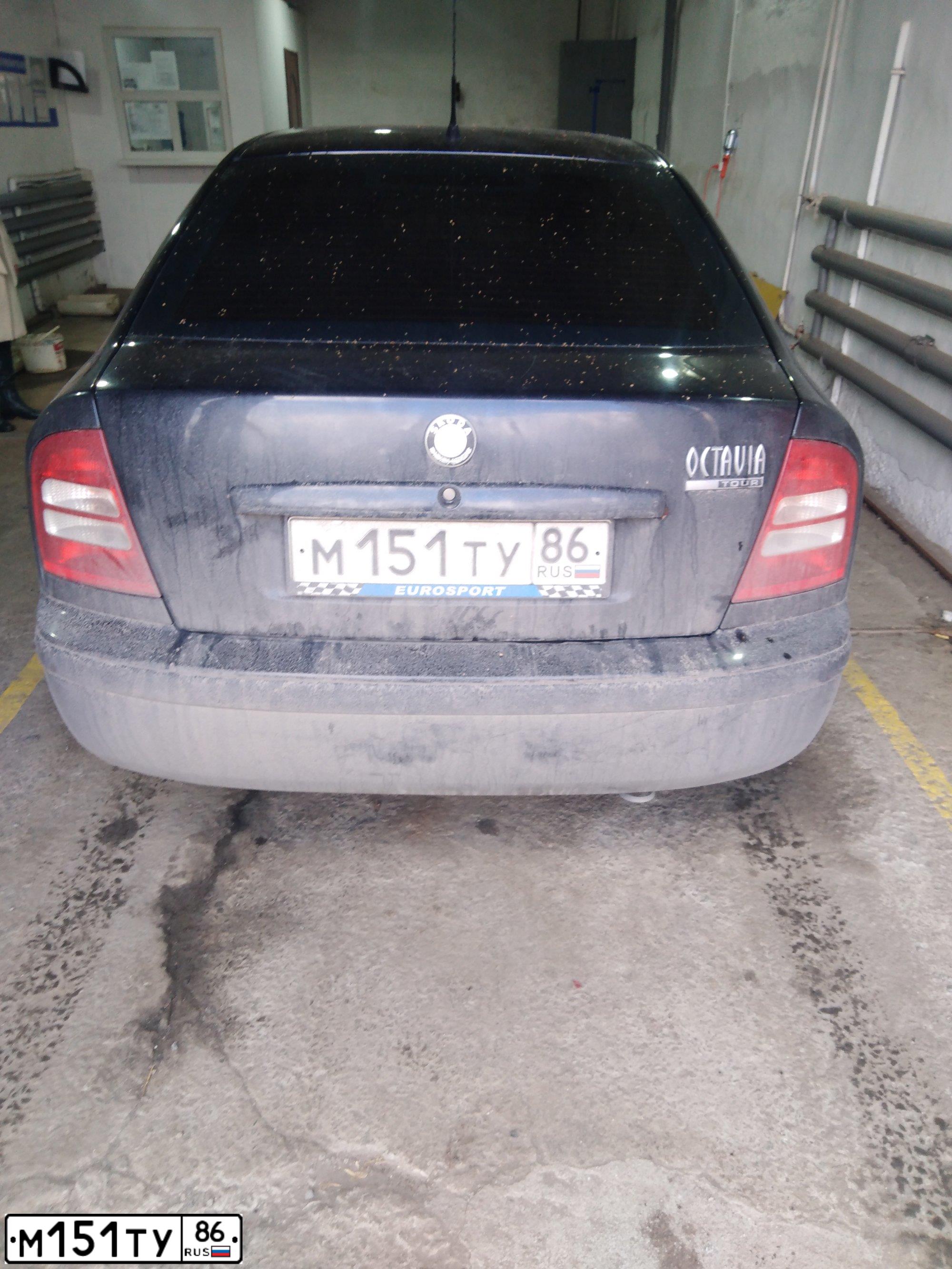 Фото автомобиля SKODA OCTAVIA, 2008 — госномер М151ТУ86. Цвет: ЧЕРНЫЙ