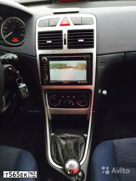 Фото автомобиля PEUGEOT 307, 2005 — госномер М412ХХ63. Цвет: Серебристый