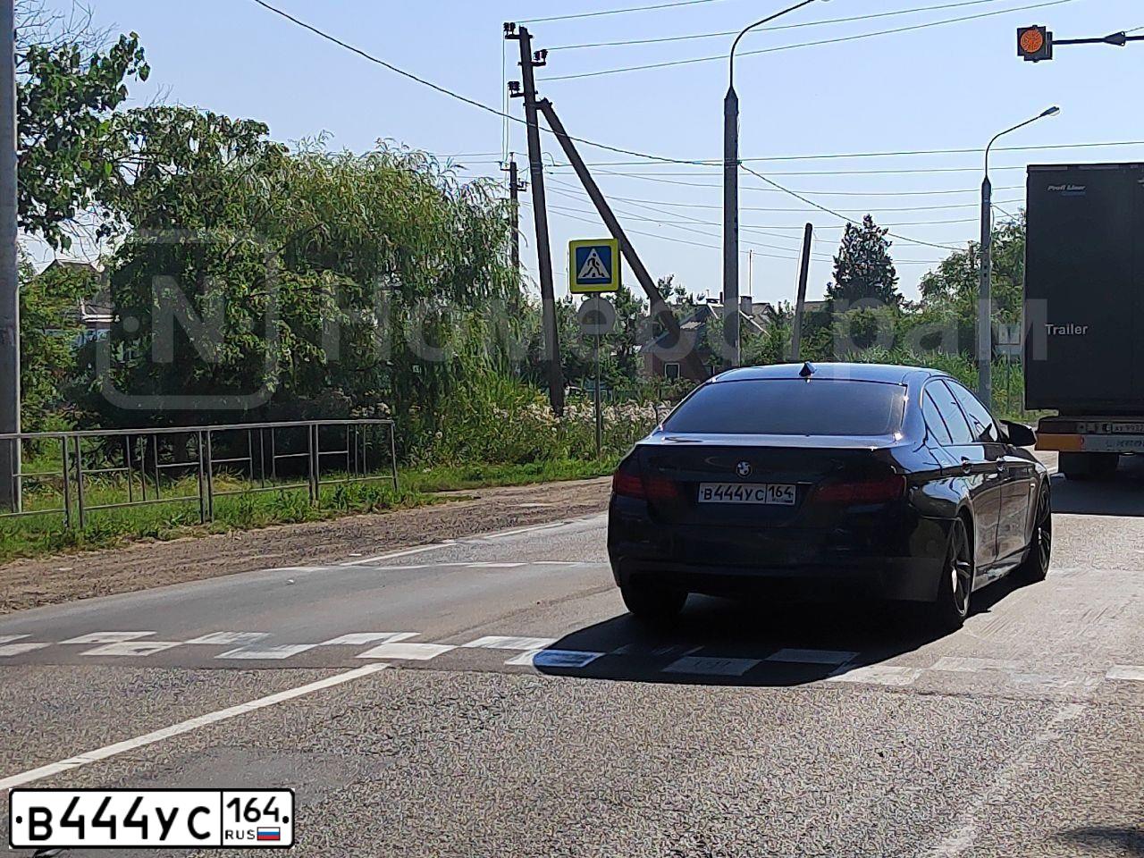 Фото автомобиля BMW SERIE 5, 2011 — госномер В444УС164. Цвет: СИНИЙ ТЕМНЫЙ