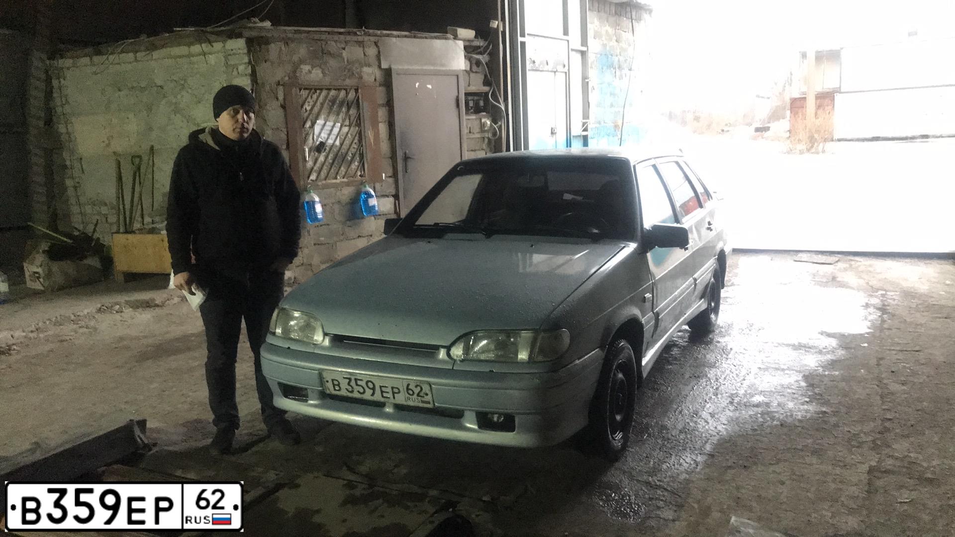 Фото автомобиля LADA 2115, 2004 — госномер Р211НР48. Цвет: СЕРЕБРИСТО-ЖЕЛТЫЙ