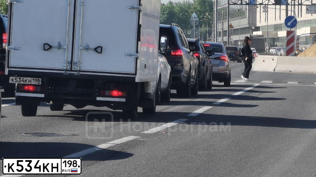 Фото автомобиля GAZ 2310 SOBOL, 2014 — госномер К534КН198. Цвет: Белый