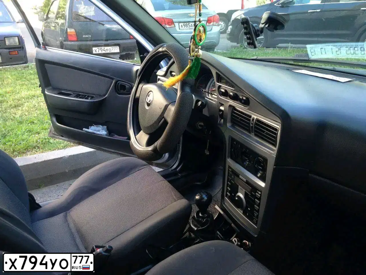 Фото автомобиля SEAZ OKA, 1999 — госномер О807ВС99. Цвет: МУРЕНА