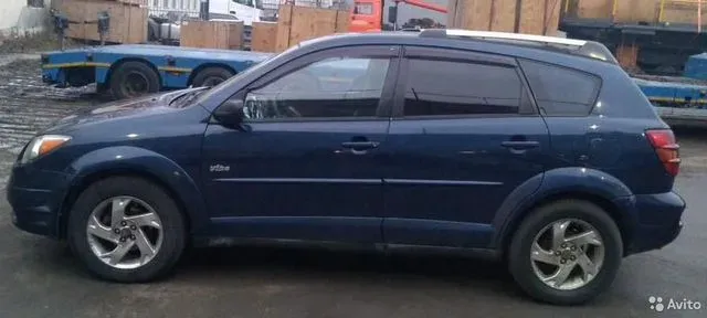 Фото автомобиля PONTIAC VIBE, 2002 — госномер Х033НУ142. Цвет: синий