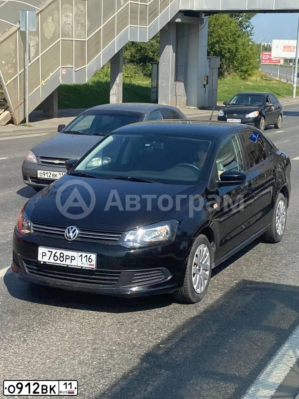 Фото автомобиля RENAULT SYMBOL, 2007 — госномер К446ТР199. Цвет: ЧЕРНЫЙ