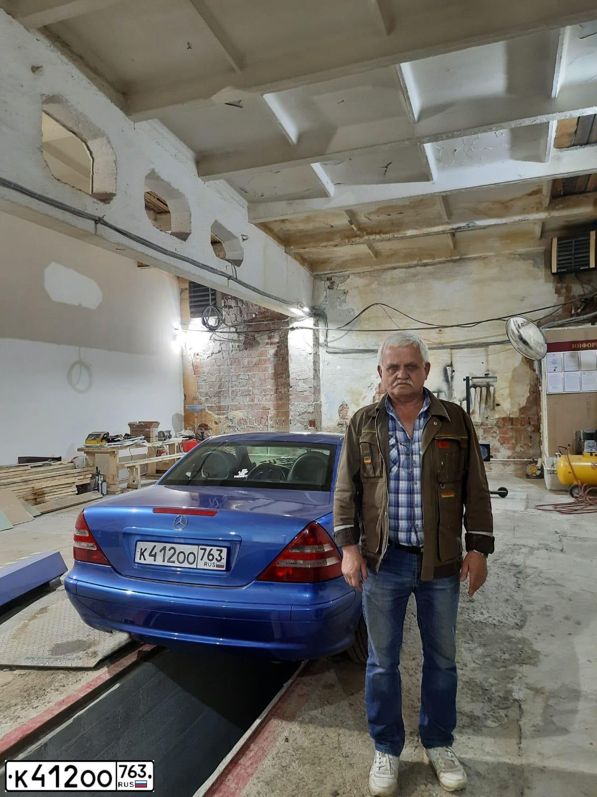 Фото автомобиля MERCEDES SLK-KLASSE, 2000 — госномер К412ОО763. Цвет: синий