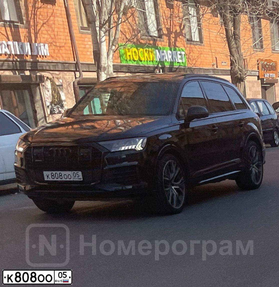 Фото автомобиля MERCEDES-BENZ E230, 2008 — госномер Т145АТ05. Цвет: Белый