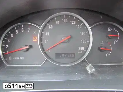 Фото автомобиля SUZUKI VITARA XL-7, 2004 — госномер О511АН19. Цвет: БЕЖЕВЫЙ