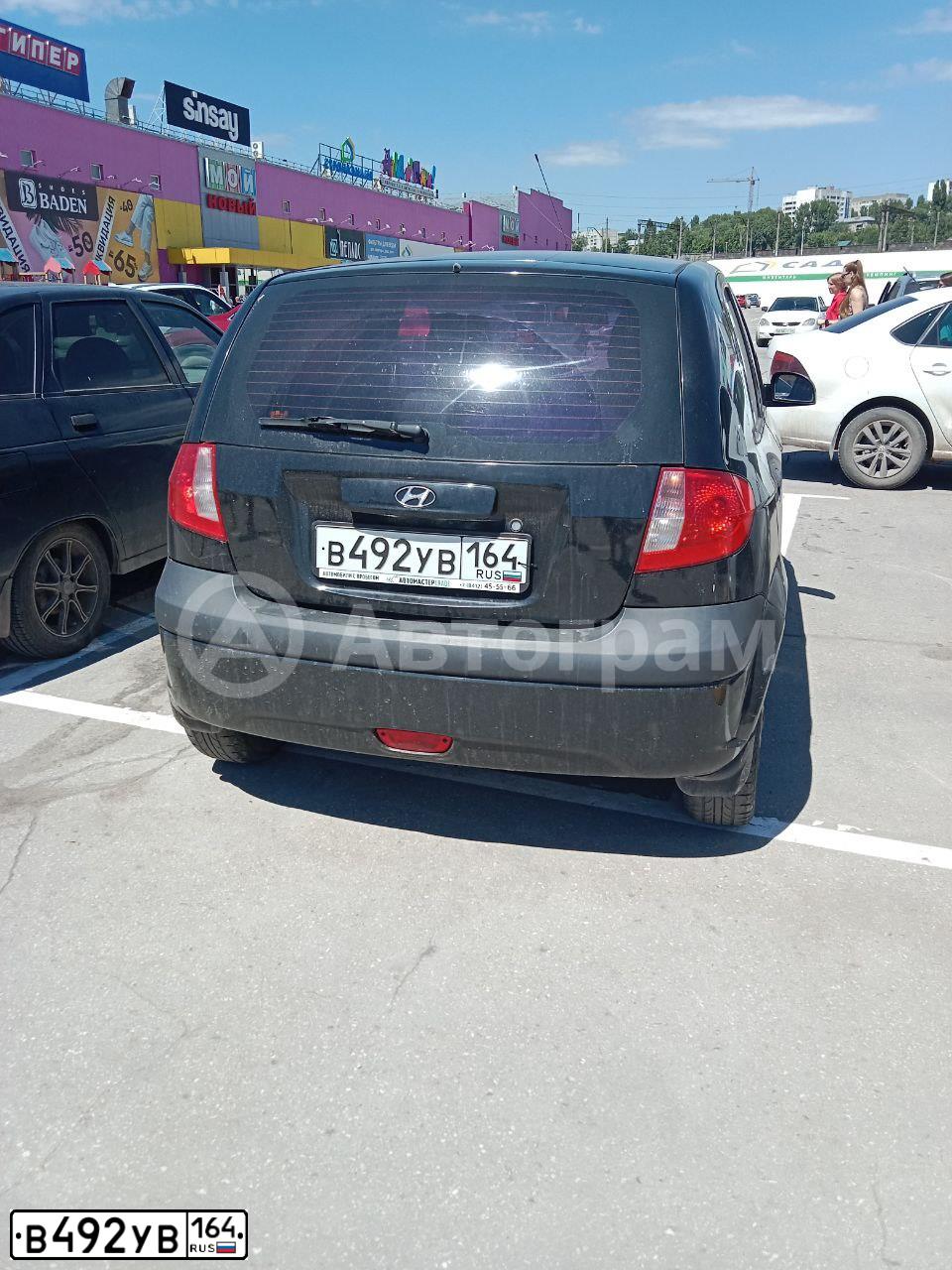 Фото автомобиля HYUNDAI GETZ, 2009 — госномер В492УВ164. Цвет: ЧЕРНЫЙ
