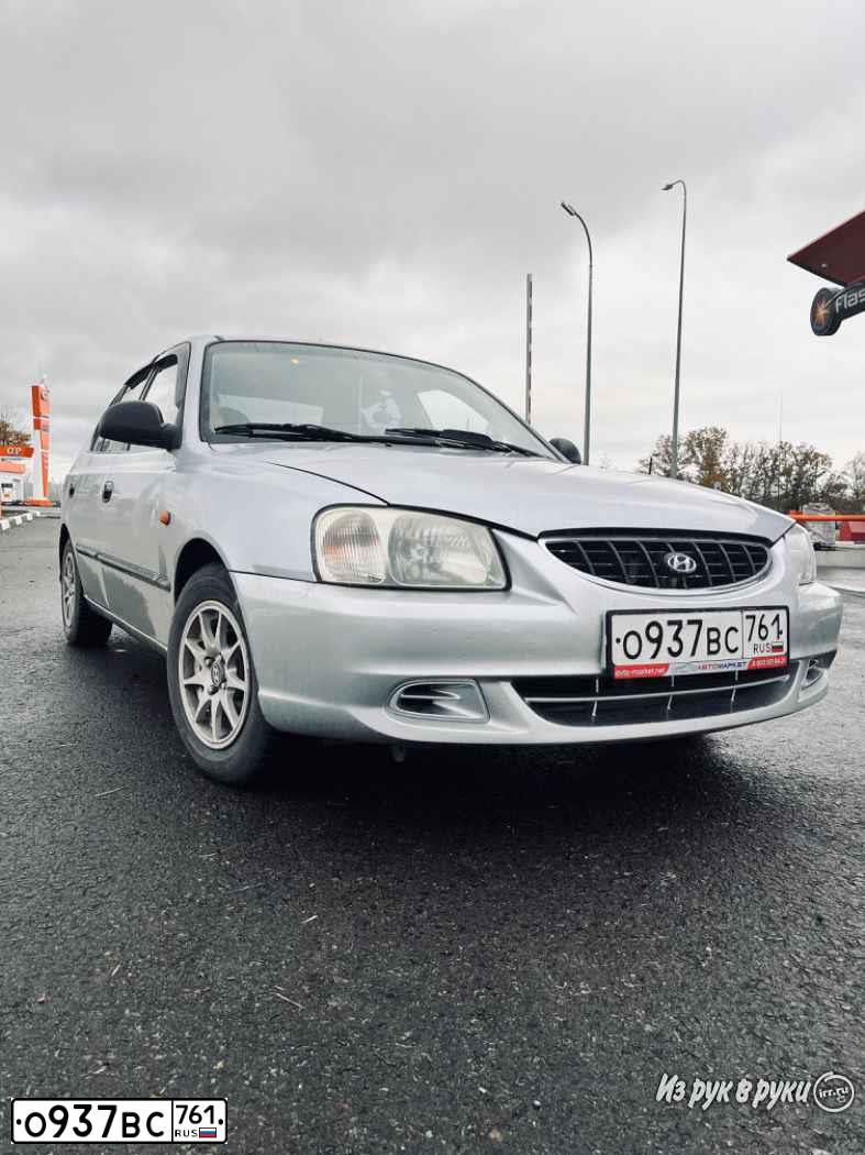 Фото автомобиля TAGAZ ACCENT, 2008 — госномер О937ВС761. Цвет: СВЕТЛО-СЕРЫЙ