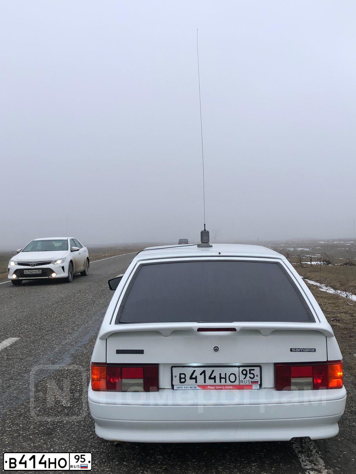Фото автомобиля LADA 2114 SAMARA, 2009 — госномер В414НО95. Цвет: Белый
