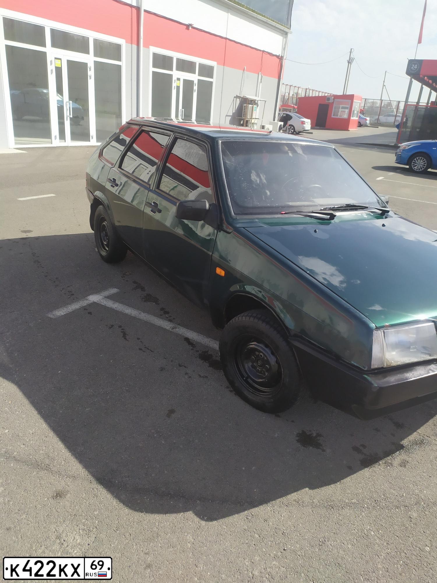 Фото автомобиля VAZ ВАЗ21093, 1999 — госномер К422КХ69. Цвет: СИНЕ-ЗЕЛЕНЫЙ