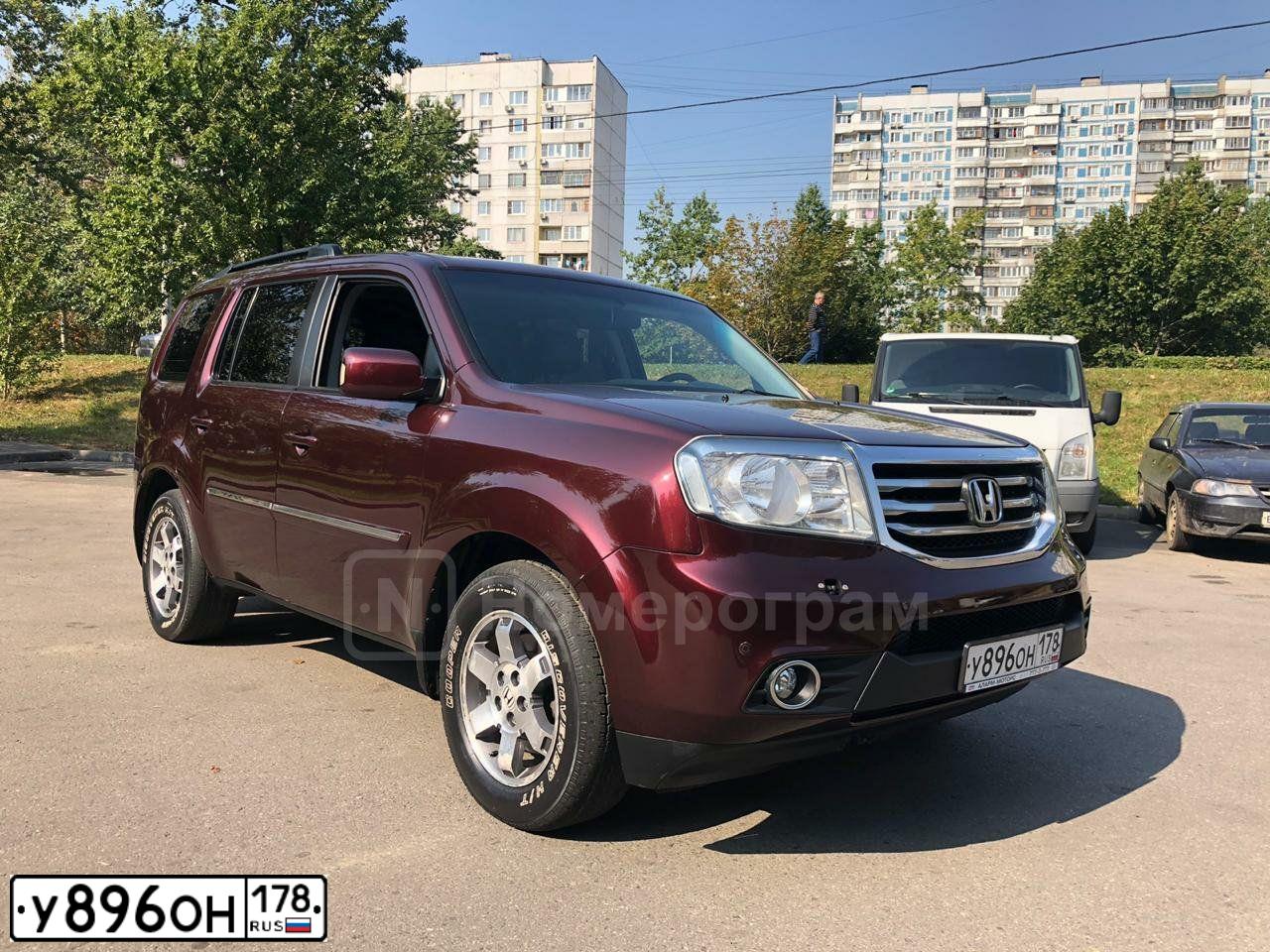 Фото автомобиля HONDA PILOT, 2012 — госномер С850РМ799. Цвет: ТЕМНО-КРАСНЫЙ