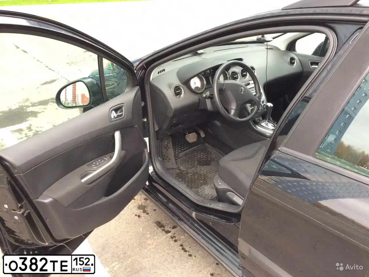Фото автомобиля RENAULT CLIO, 2000 — госномер О246ТУ152. Цвет: ТЕМНО-ГОЛУБОЙ