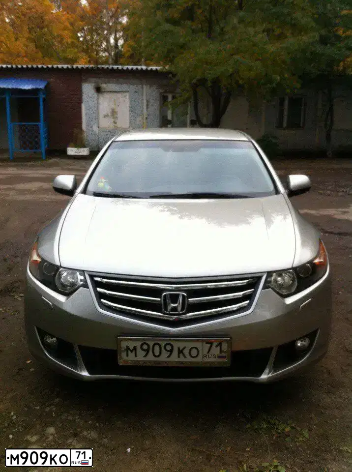 Фото автомобиля HYUNDAI SOLARIS, 2011 — госномер Т178АО71. Цвет: БЕЛЫЙ