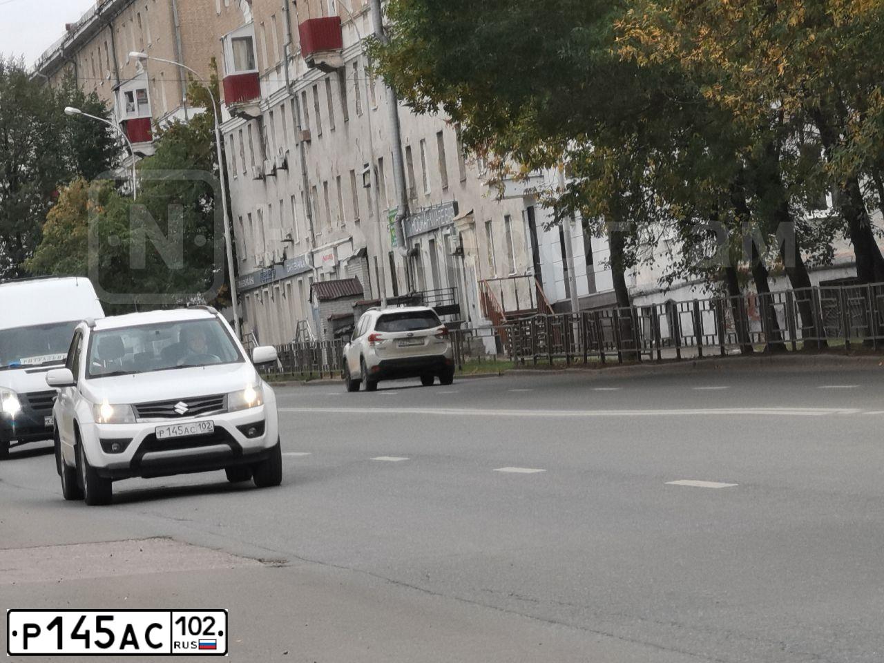 Фото автомобиля CHEVROLET CRUZE, 2011 — госномер Н145АС102. Цвет: ЧЕРНЫЙ МЕТАЛЛИК