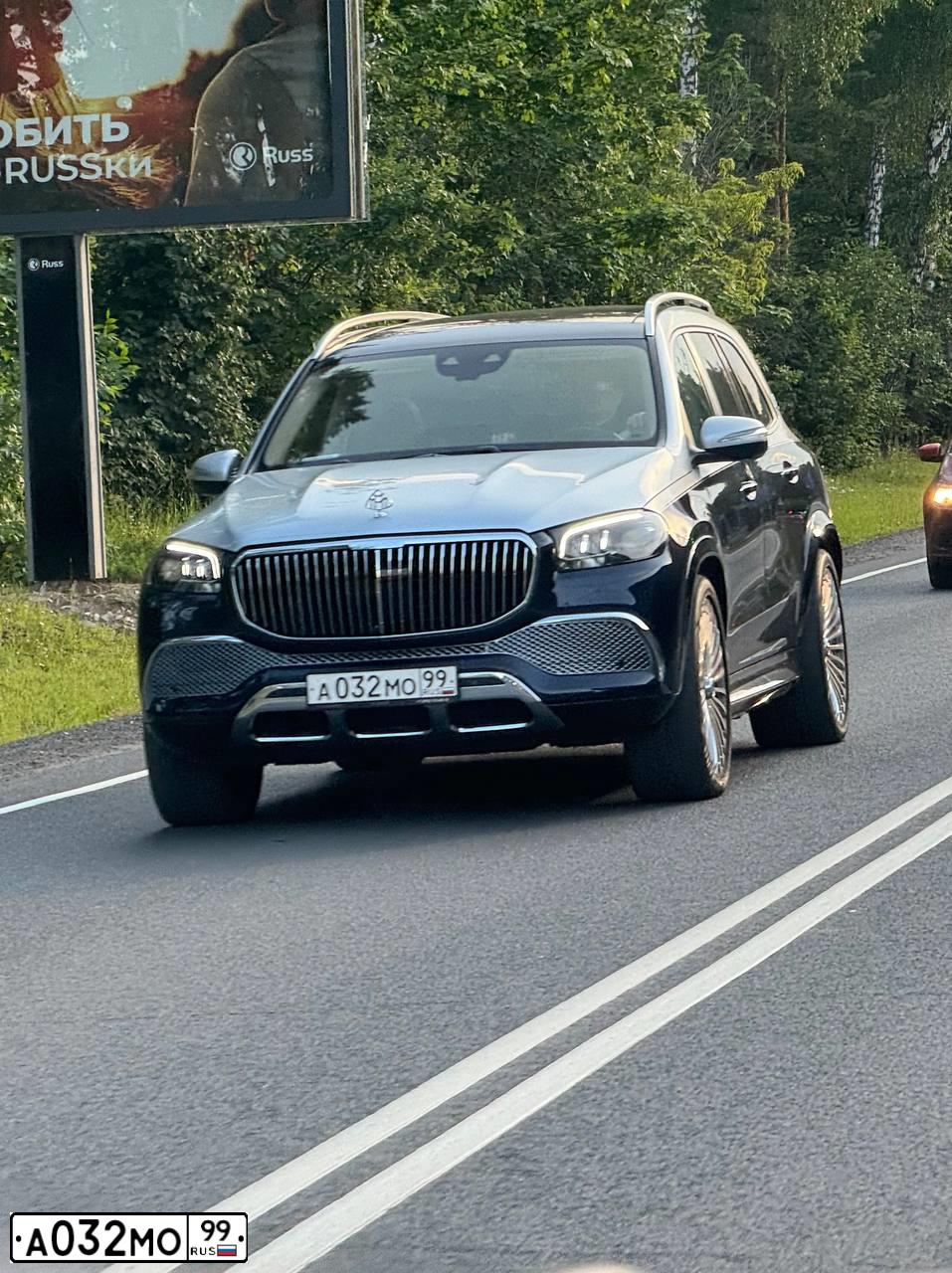 Фото автомобиля MERCEDES S-KLASSE, 2015 — госномер О222СО06. Цвет: ЧЕРНЫЙ