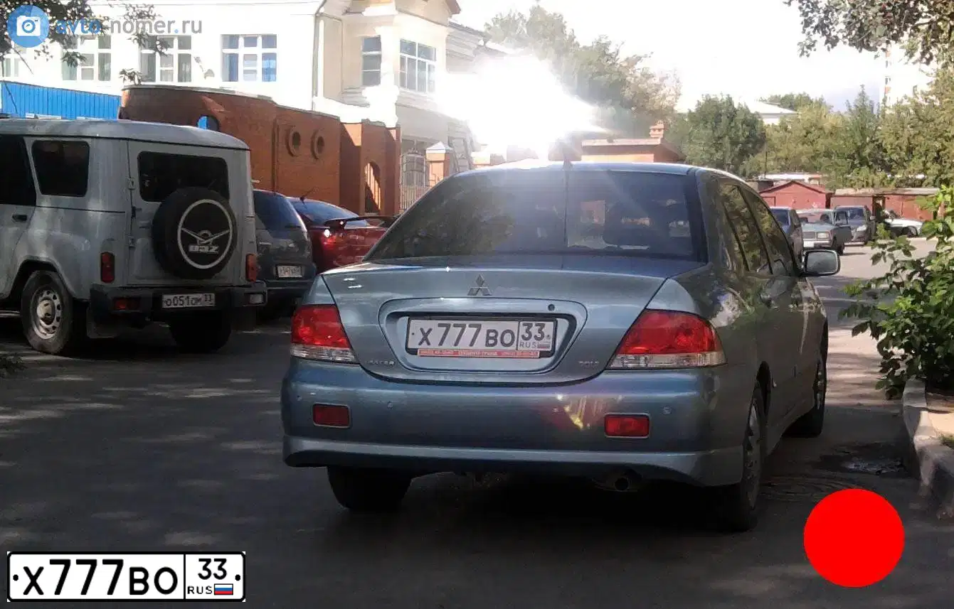 Фото автомобиля LADA 2112, 2000 — госномер Х777ВО33. Цвет: СЕРЕБРИСТО-СЕРЫЙ