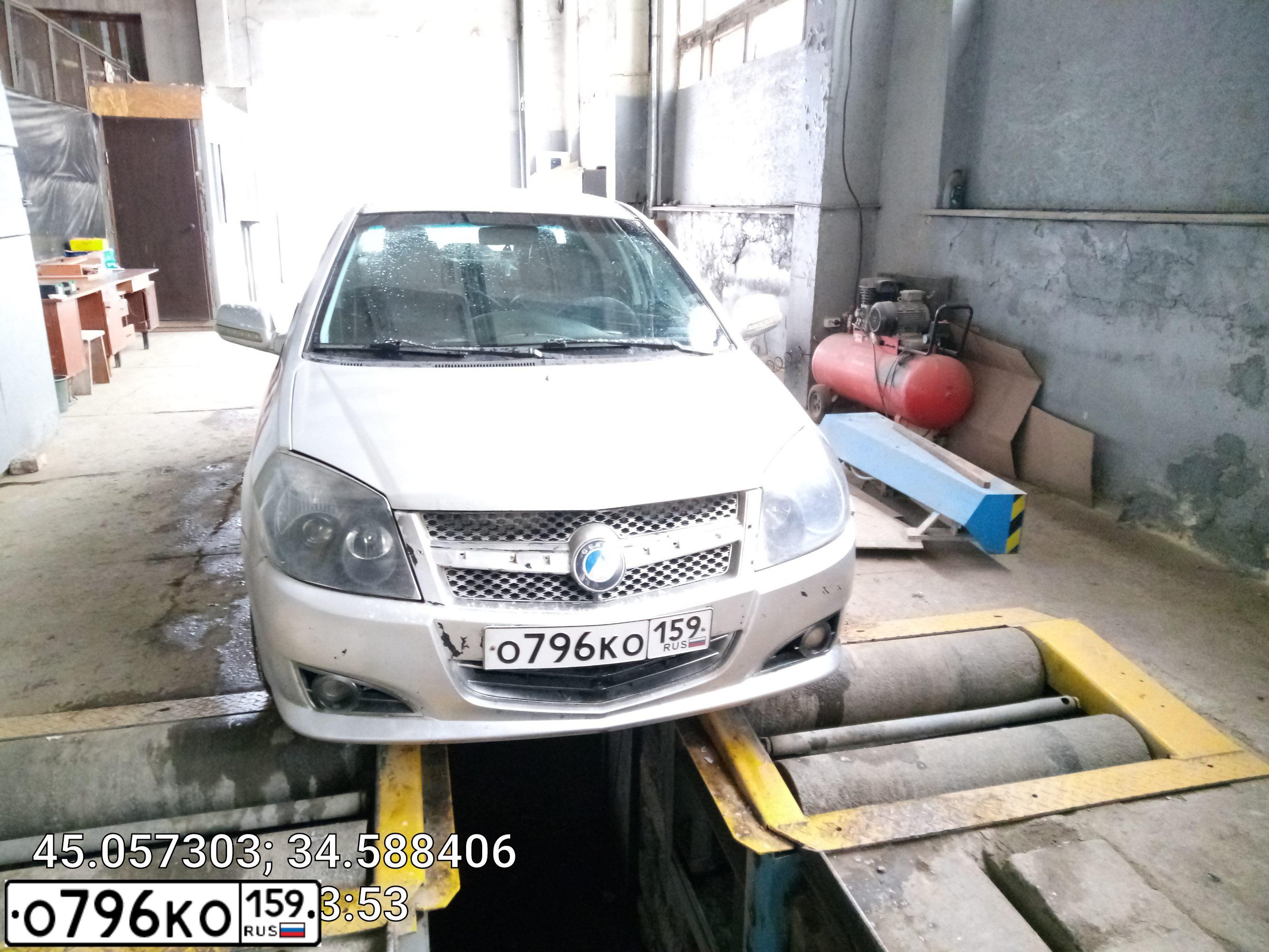 Фото автомобиля ДЖЕЛИ MK, 2012 — госномер М201НУ82. Цвет: СЕРЕБРО