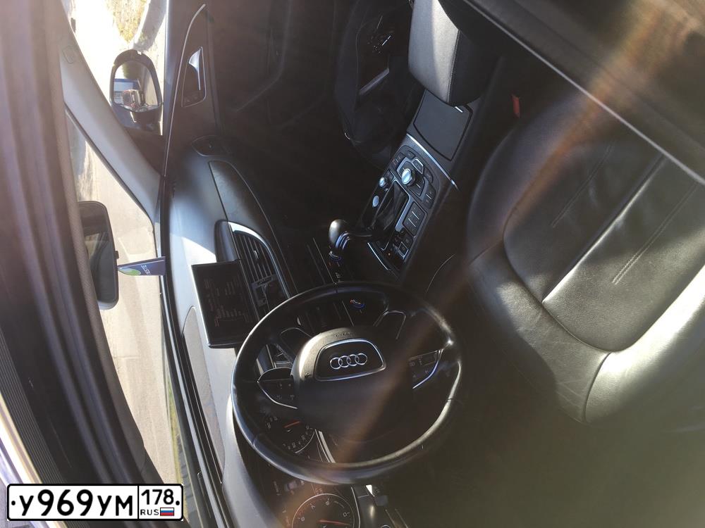 Фото автомобиля TOYOTA COROLLA, 2008 — госномер У969УМ98. Цвет: ЧЕРНЫЙ