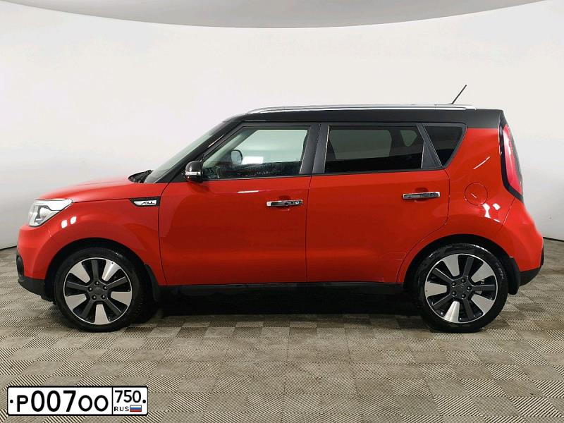 Фото автомобиля KIA SOUL, 2017 — госномер Р007ОО750. Цвет: КРАСНЫЙ