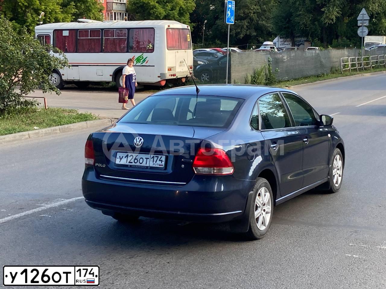 Фото автомобиля VOLKSWAGEN POLO, 2011 — госномер К227ВУ774. Цвет: СИНИЙ