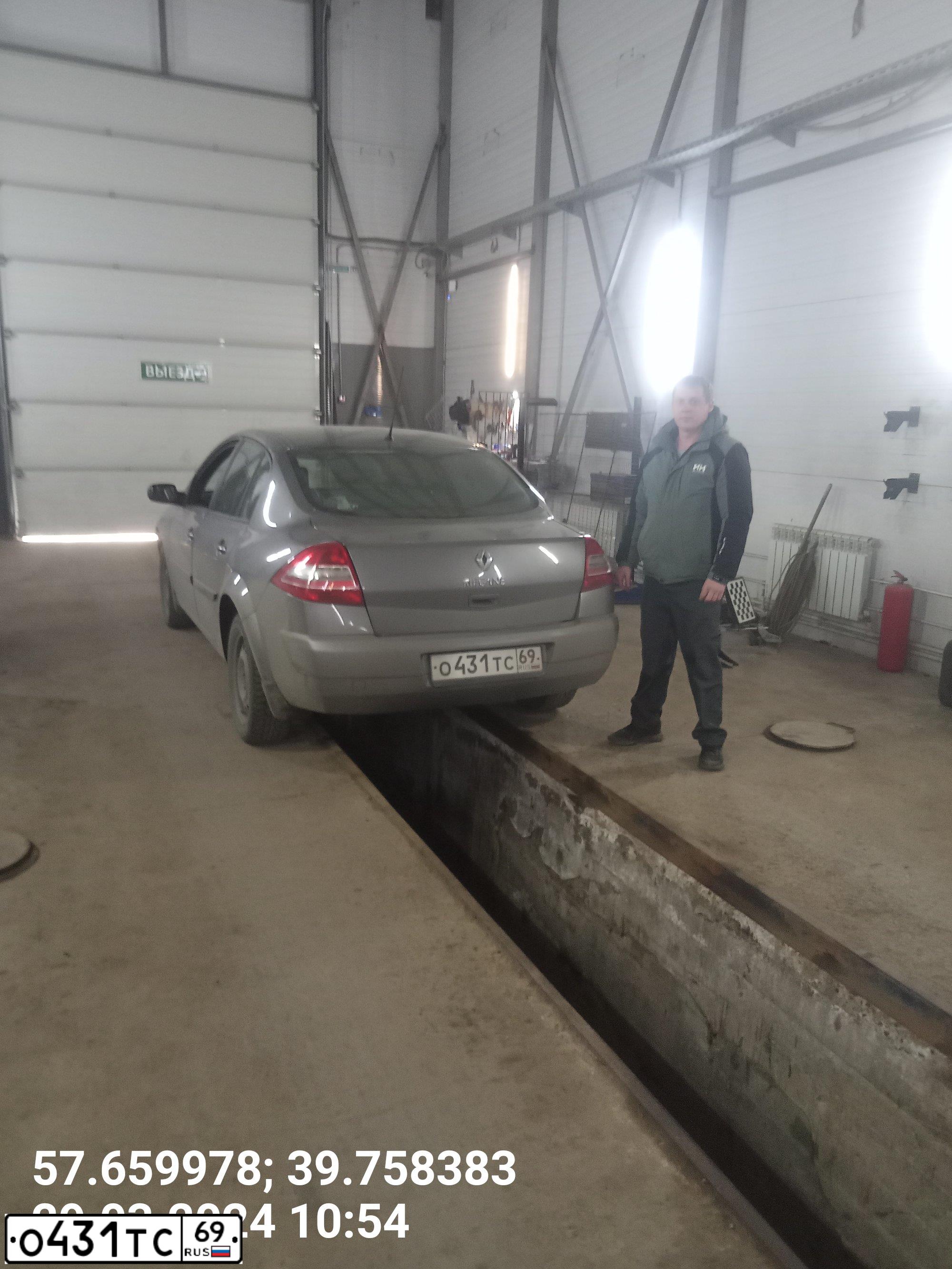Фото автомобиля RENAULT MEGANE, 2008 — госномер О431ТС69. Цвет: ТЕМНО-СЕРЫЙ
