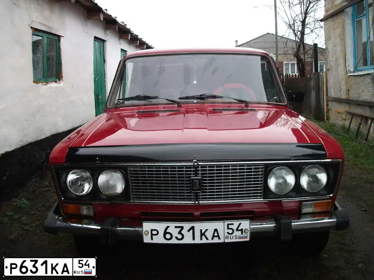 Фото автомобиля LADA 2106, 1996 — госномер Р631КА54. Цвет: ВИШНЯ