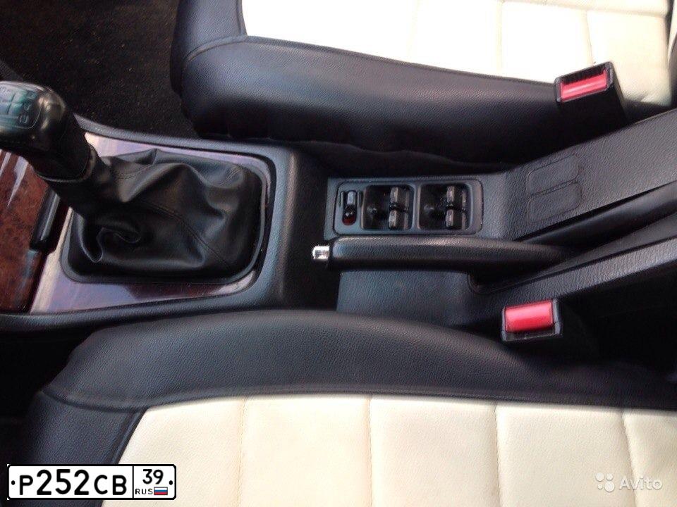 Фото автомобиля HONDA ACCORD, 1994 — госномер Р252СВ39. Цвет: СЕРЫЙ