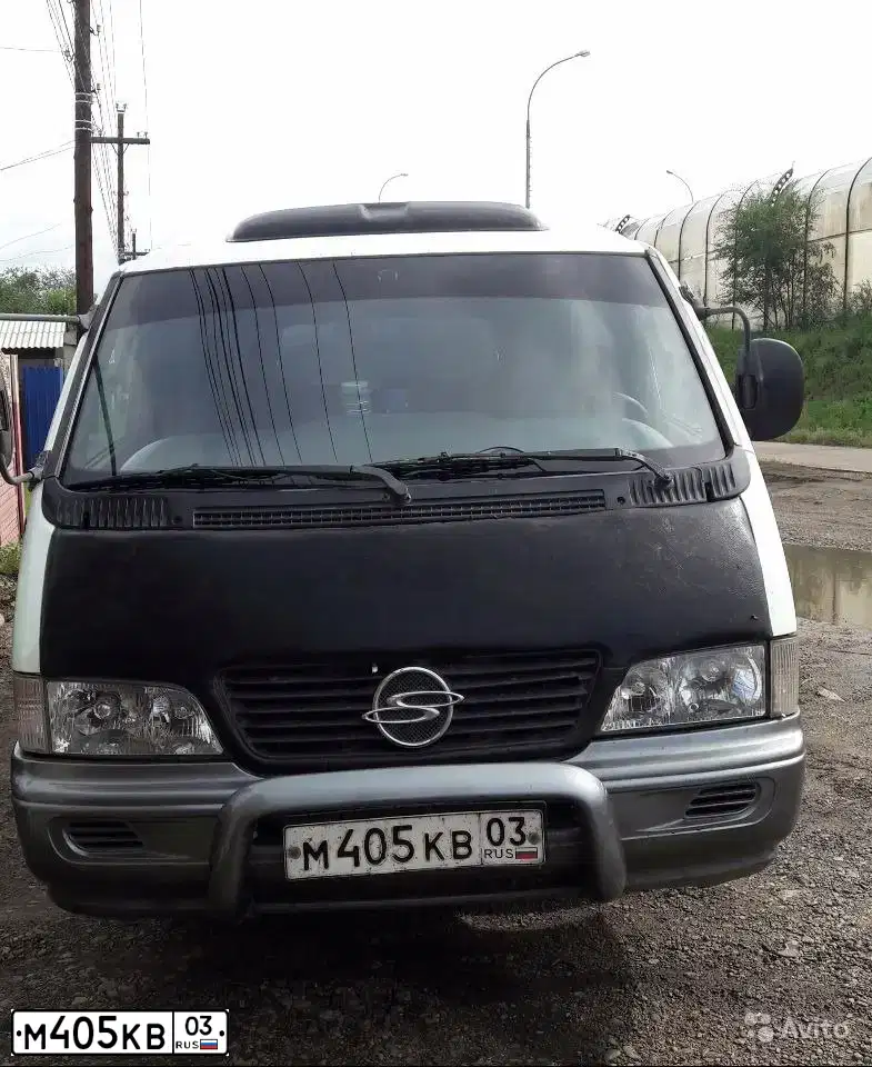 Фото автомобиля SSANGYONG ISTANA, 2000 — госномер А550МВ03. Цвет: БЕЛО-СЕРЫЙ
