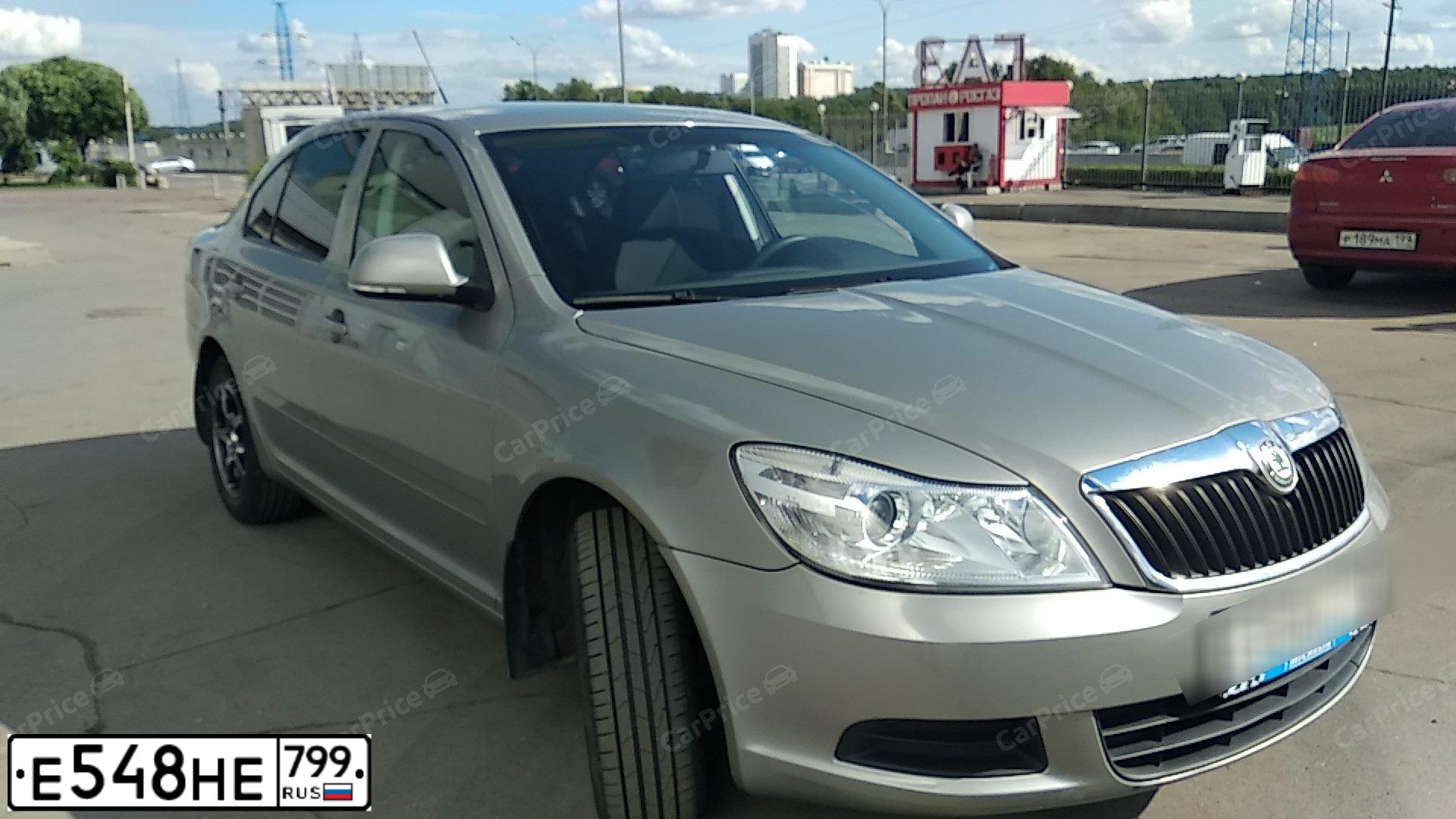 Фото автомобиля SKODA OCTAVIA, 2010 — госномер А950РС797. Цвет: СЕРЫЙ