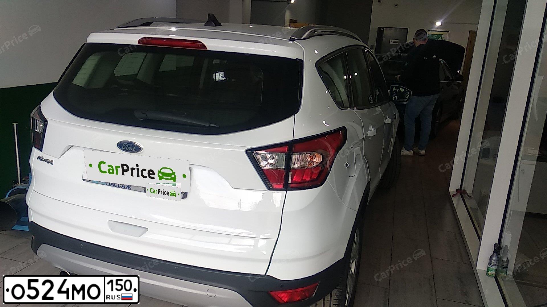 Фото автомобиля FORD FOCUS, 2012 — госномер О524МО150. Цвет: ЧЕРНЫЙ