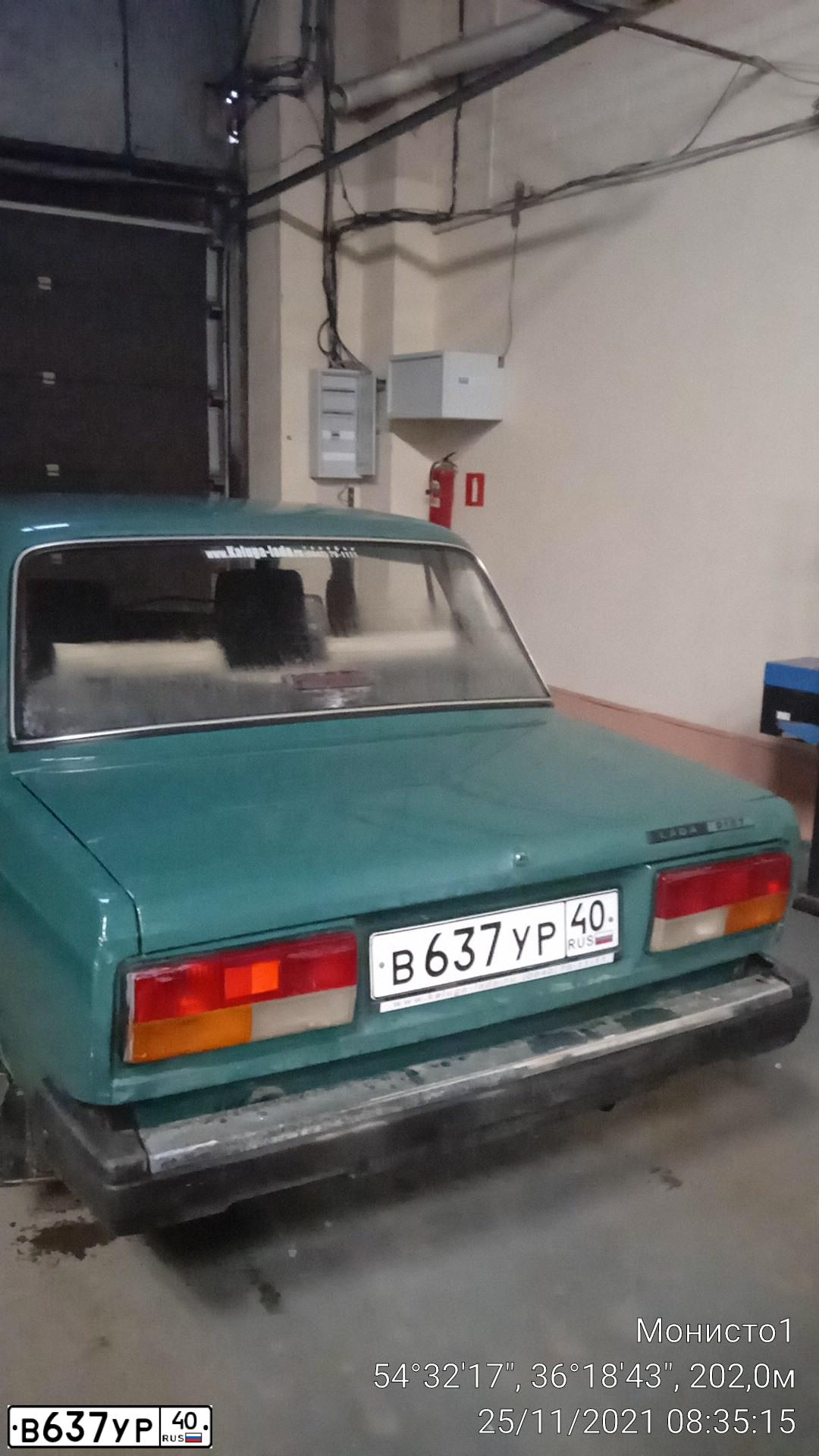 Фото автомобиля LADA 2107, 2005 — госномер Р747ВС40. Цвет: ЗЕЛЕНЫЙ