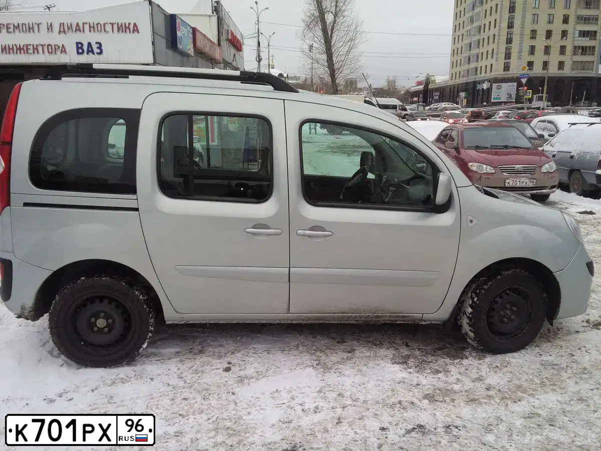 Фото автомобиля BYD D F3, 2008 — госномер К701РХ96. Цвет: КРАСНЫЙ