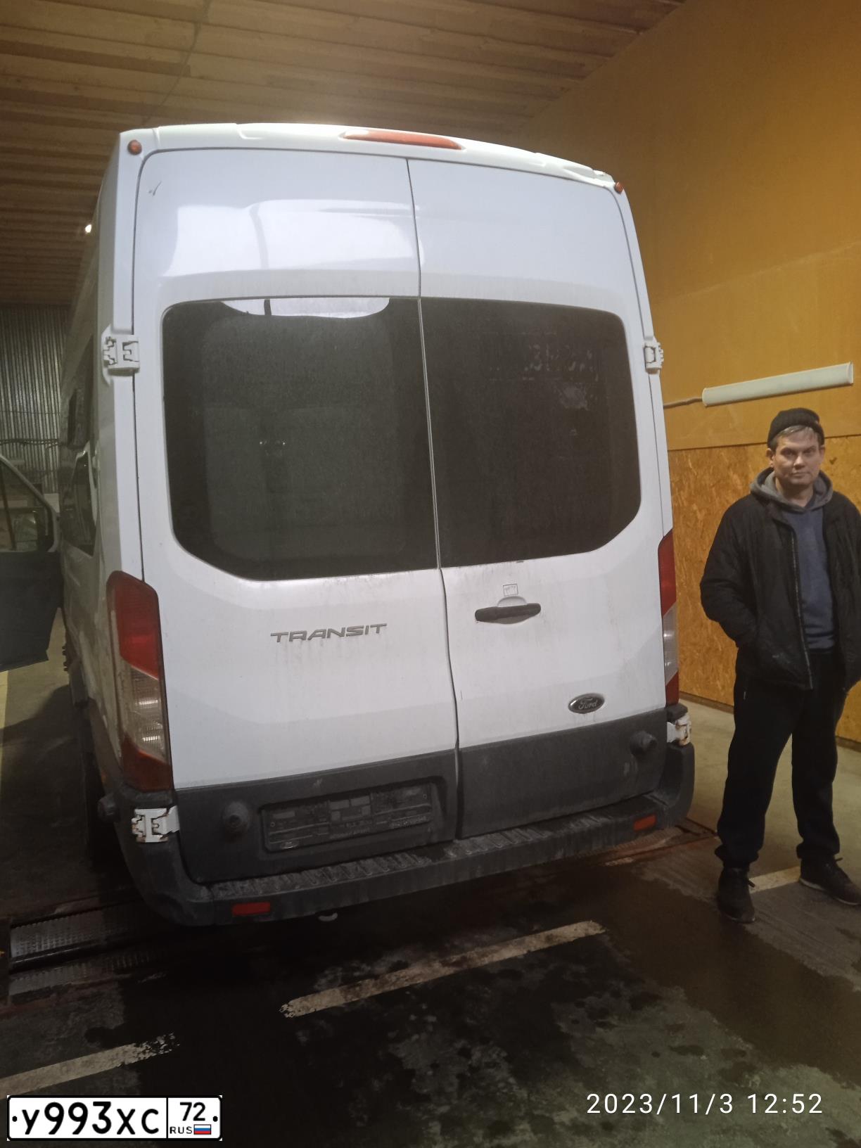 Фото автомобиля FORD TRANSIT, 2018 — госномер С040ВВ180. Цвет: Белый
