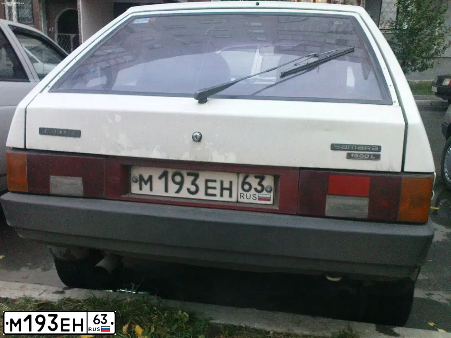 Фото автомобиля LADA 2108 SAMARA, 1993 — госномер В083РУ763. Цвет: Белый