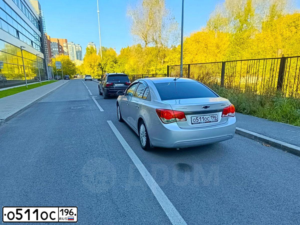 Фото автомобиля CHEVROLET ШЕВРОЛЕ CRUZE, 2011 — госномер М310ХК159. Цвет: СЕРЫЙ
