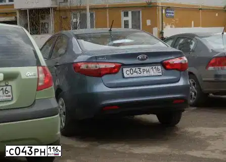 Фото автомобиля KIA RIO, 2013 — госномер У494ЕМ152. Цвет: голубой