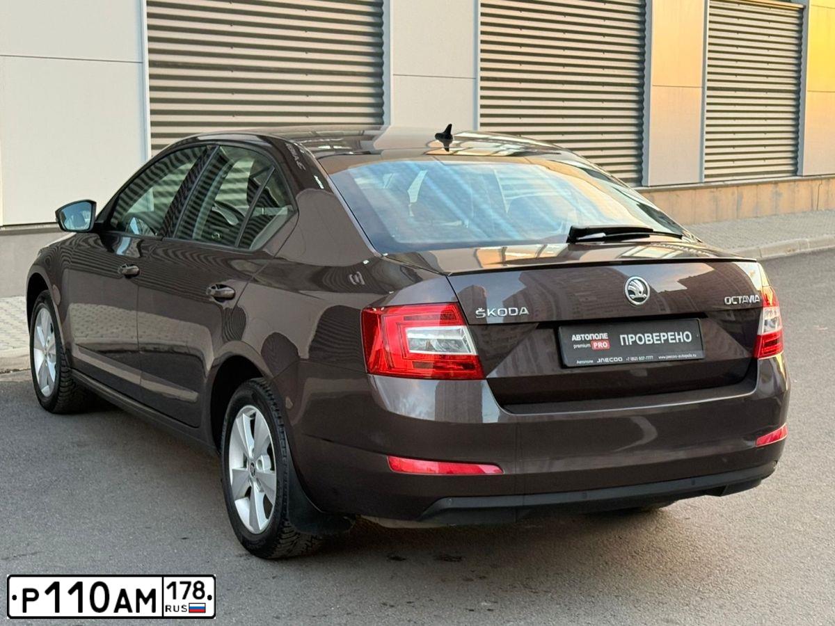 Фото автомобиля SKODA OCTAVIA, 2013 — госномер Р110АМ178. Цвет: КОРИЧНЕВЫЙ