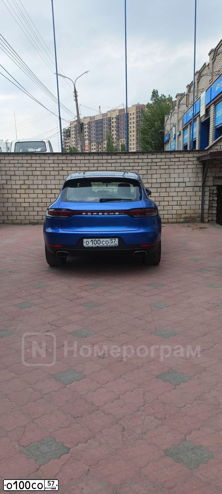 Фото автомобиля MERCEDES GL-KLASSE, 2013 — госномер О100СО57. Цвет: Коричневый