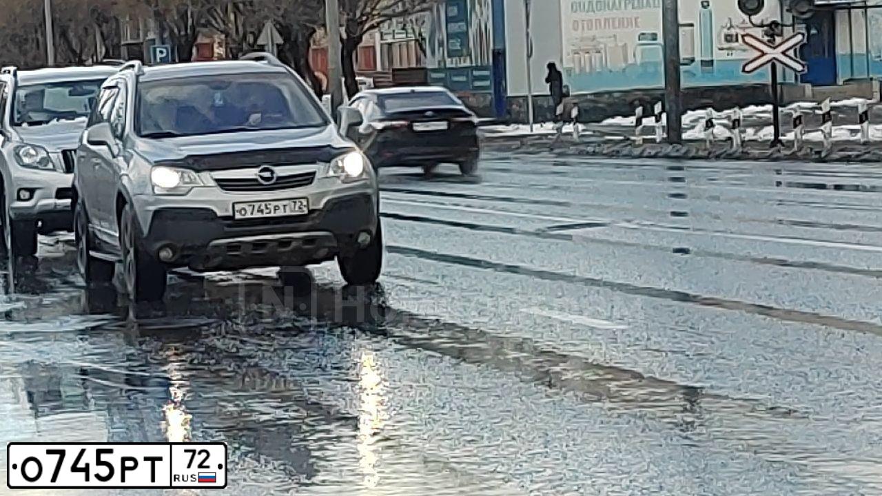 Фото автомобиля OPEL ANTARA, 2008 — госномер К486ЕВ774. Цвет: СЕРЕБРИСТЫЙ