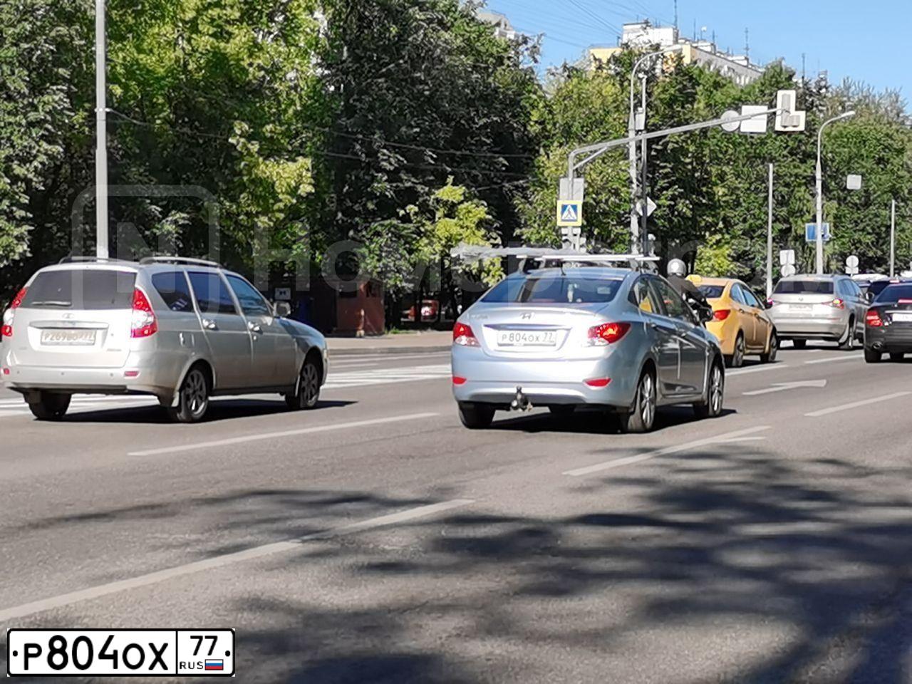 Фото автомобиля HYUNDAI SOLARIS, 2012 — госномер Р804ОХ77. Цвет: Серо-голубой
