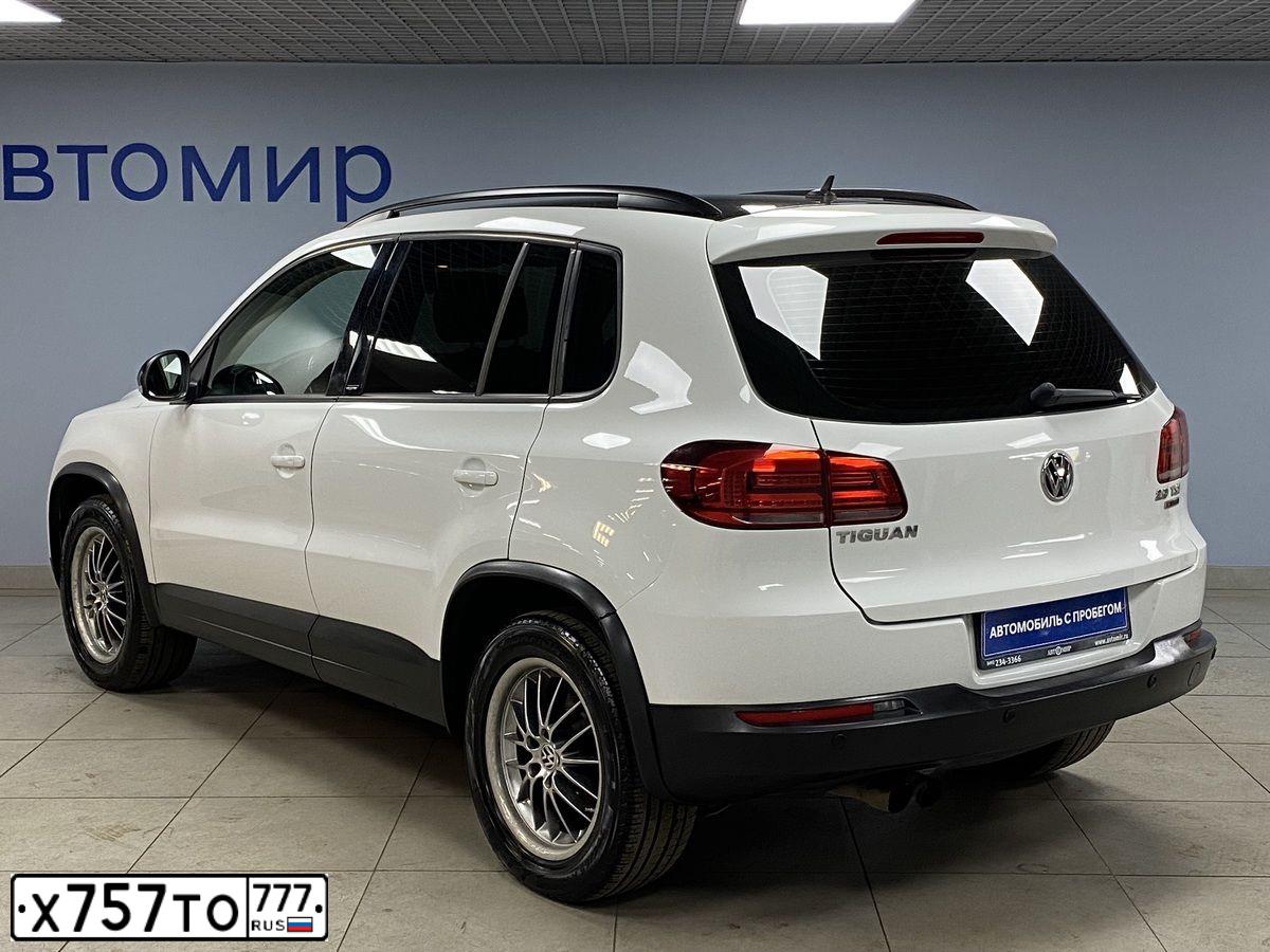 Фото автомобиля VOLKSWAGEN TIGUAN, 2016 — госномер Е175РК797