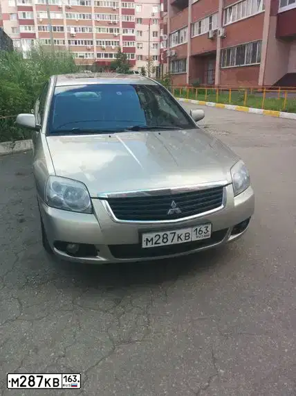 Фото автомобиля MITSUBISHI GALANT, 2008 — госномер М287КВ163. Цвет: БЕЖЕВЫЙ