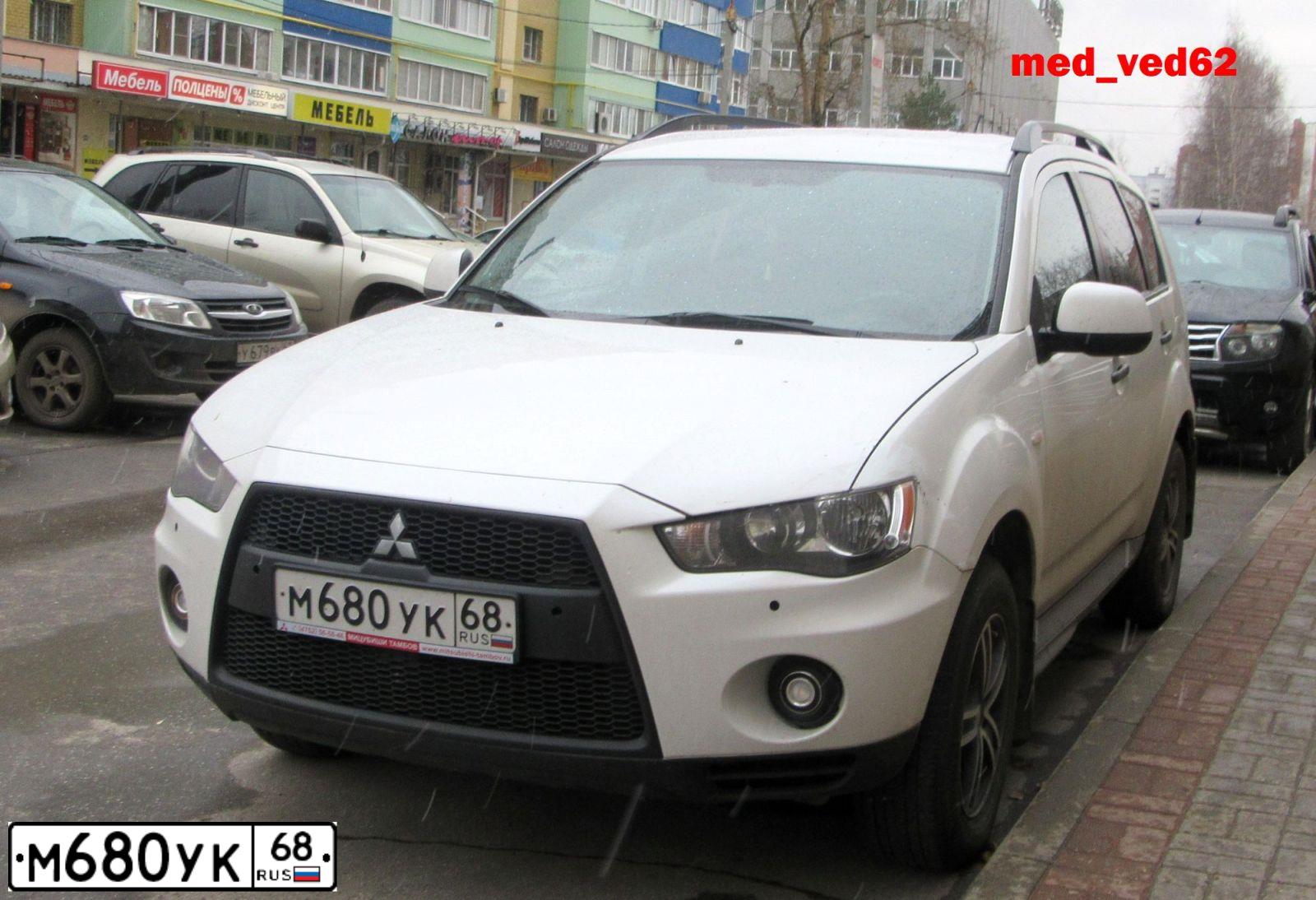 Фото автомобиля MITSUBISHI OUTLANDER, 2012 — госномер М680УК68. Цвет: БЕЛЫЙ